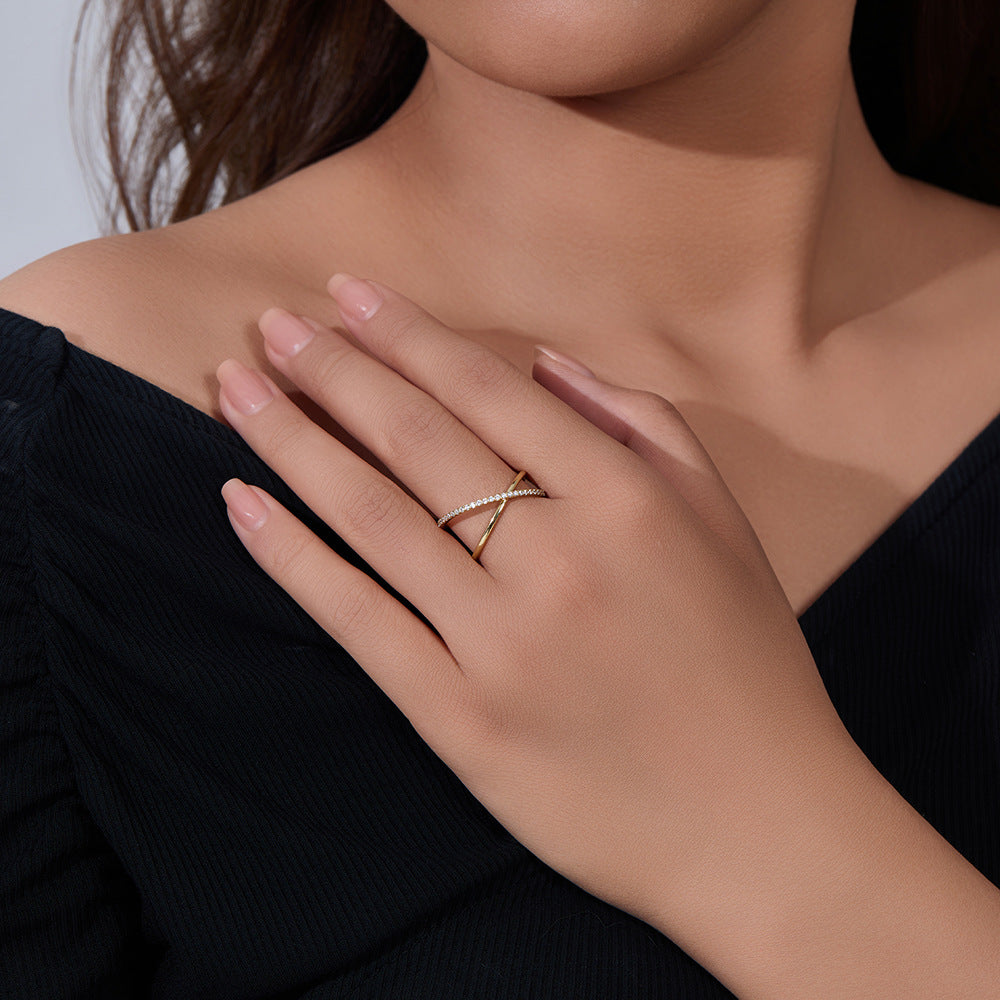 Crisscross Pavé X Ring – 925 Sterling Silver, Gold Plated - Photo 12 | Pinky Promise
