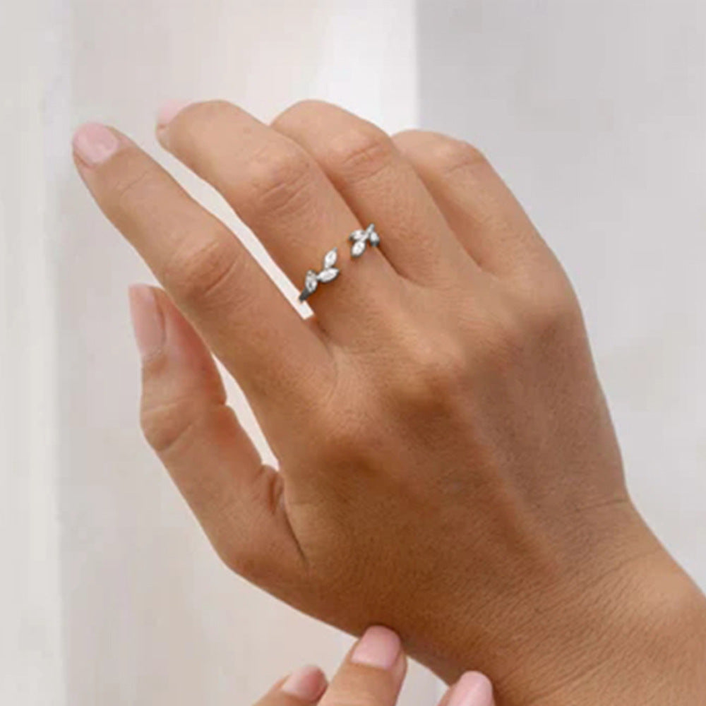 Marquise Leaf Open Ring – 925 Sterling Silver, Gold Plated - Photo 6 | Pinky Promise