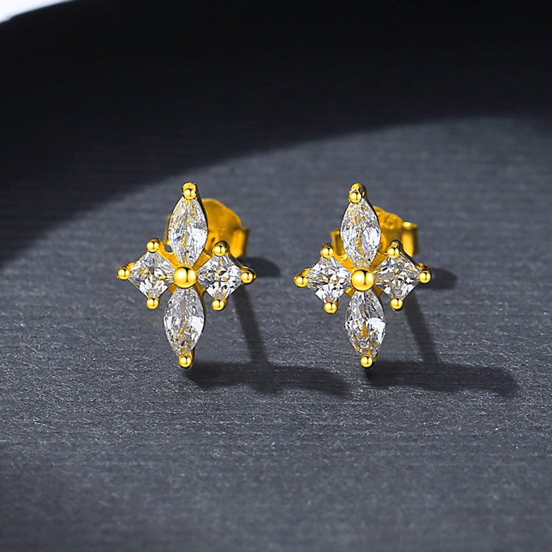 Marquise Star Flower Stud Earrings - Gold Plated 925 Sterling Silver - Photo 7 | Pinky Promise