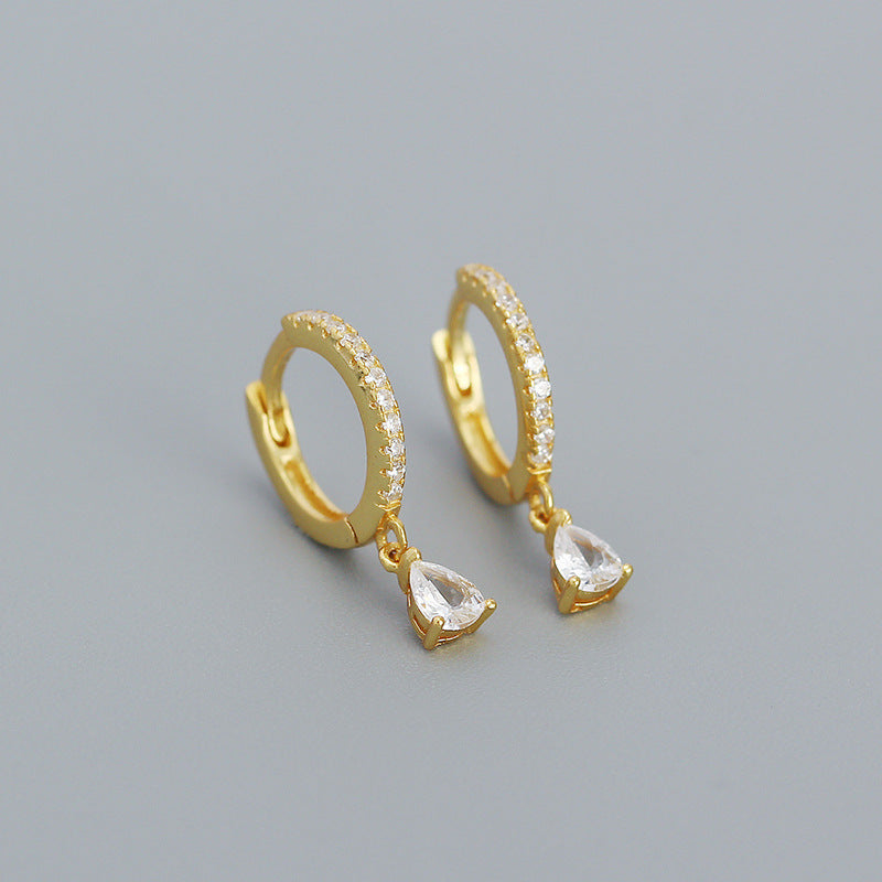 Pavé Huggie Hoop Earrings with Teardrop Charm - Gold Plated 925 Sterling Silver - Photo 6 | Pinky Promise