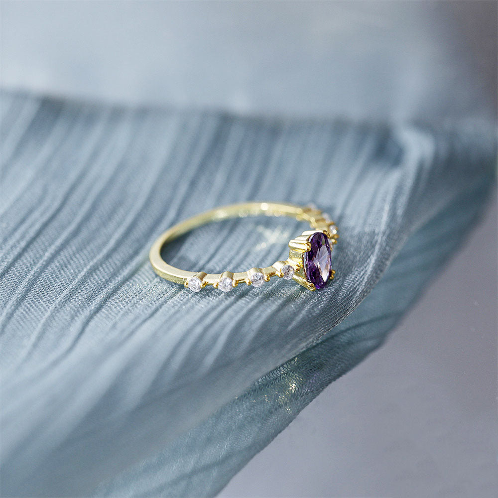 Purple Oval Ring – 925 Sterling Silver, Gold Plated - Photo 8 | Pinky Promise