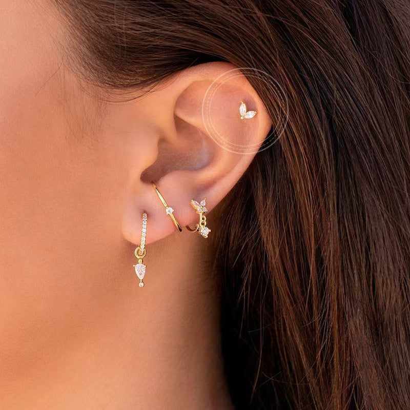 Tiny Leaf Marquise Stud Earrings - Gold Plated 925 Sterling Silver - Close Up | Pinky Promise