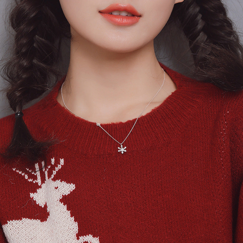 Zircon Snowflake Pendant Necklace – 925 Sterling Silver - Photo 6 | Pinky Promise